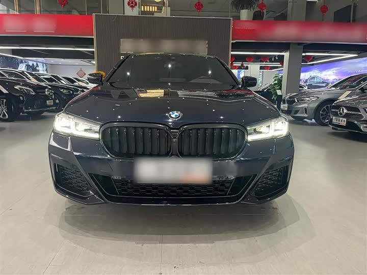 Фото 9 - BMW 5 Series