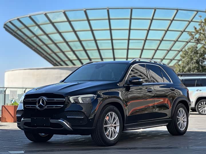 Фото 1 - Mercedes-Benz GLE-Class