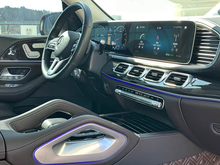 Фото 10 - Mercedes-Benz GLE-Class