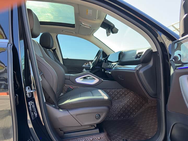 Фото 11 - Mercedes-Benz GLE-Class