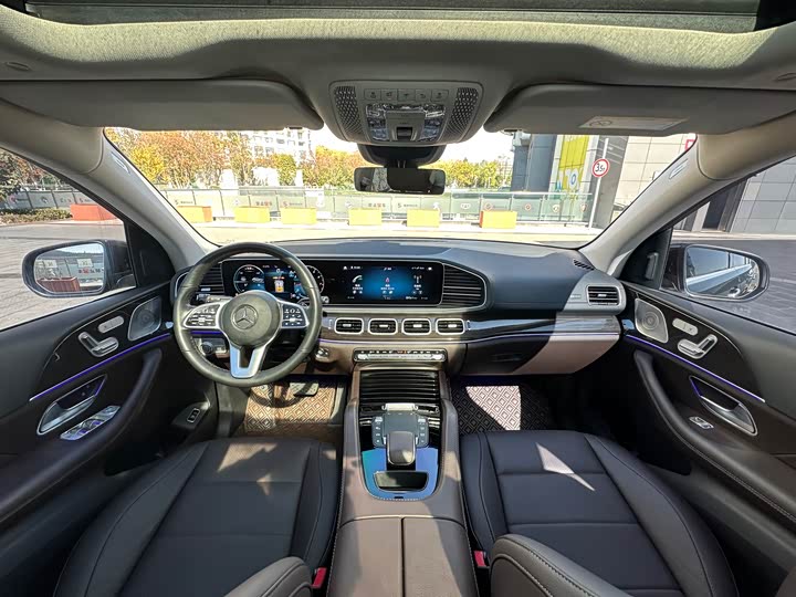 Фото 13 - Mercedes-Benz GLE-Class