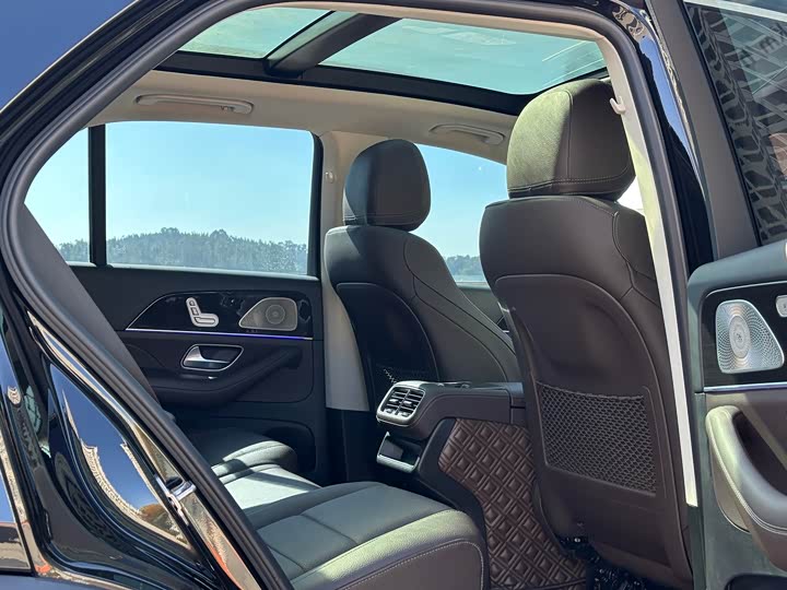 Фото 14 - Mercedes-Benz GLE-Class