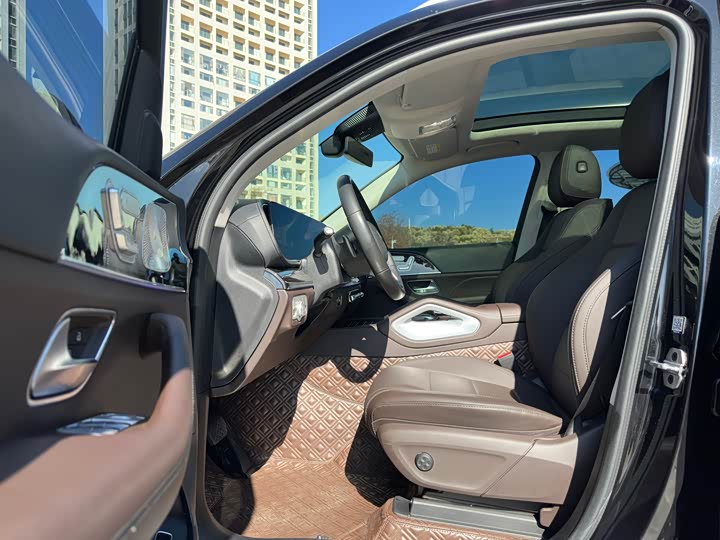 Фото 22 - Mercedes-Benz GLE-Class