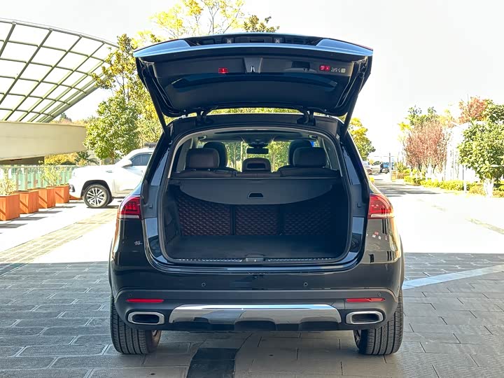 Фото 8 - Mercedes-Benz GLE-Class