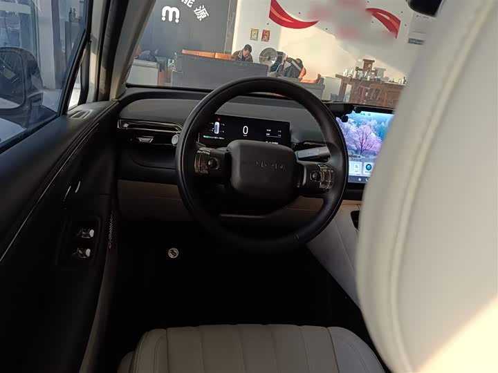 Фото 11 - GAC Aion RT