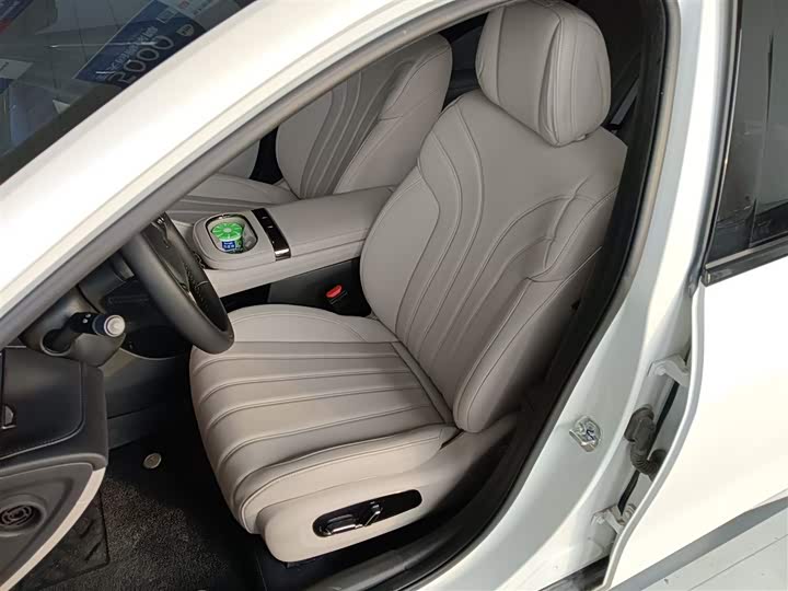 Фото 15 - GAC Aion RT