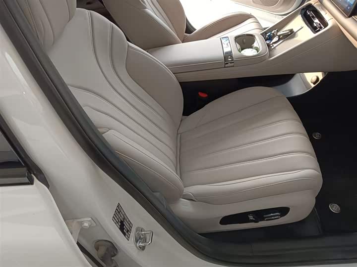 Фото 25 - GAC Aion RT