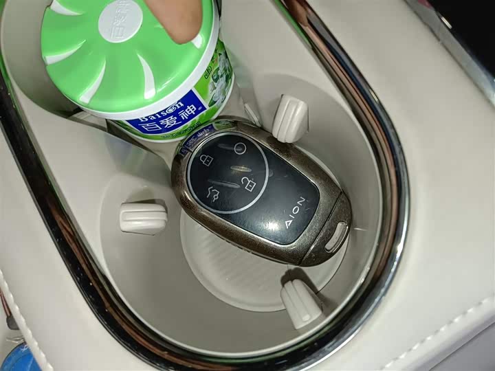 Фото 9 - GAC Aion RT