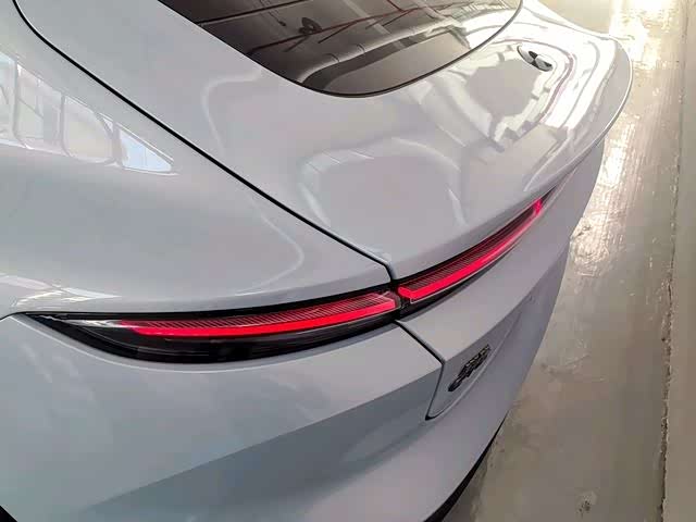 Фото 13 - Nio ET5