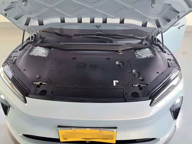 Фото 15 - Nio ET5