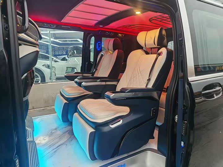 Фото 6 - Mercedes-Benz Vito