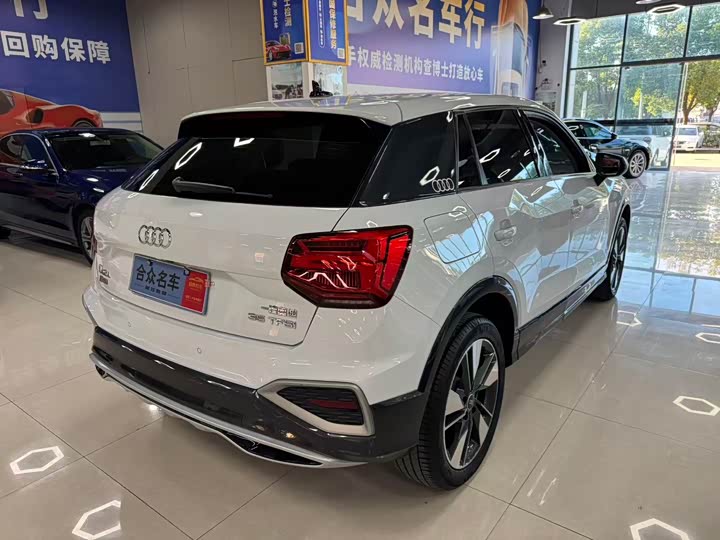 Фото 13 - Audi Q2L