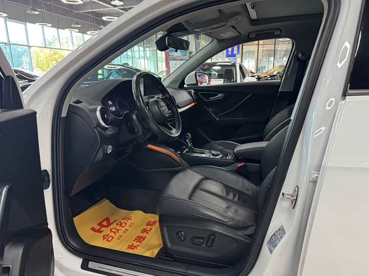 Фото 4 - Audi Q2L