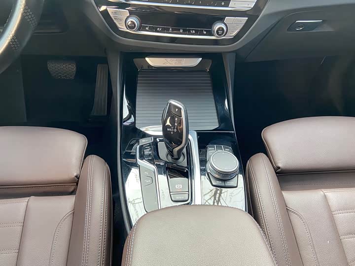 Фото 10 - BMW X3