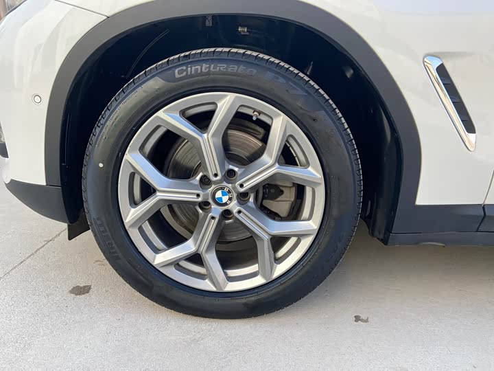 Фото 20 - BMW X3