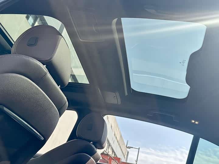 Фото 13 - BMW 5 Series