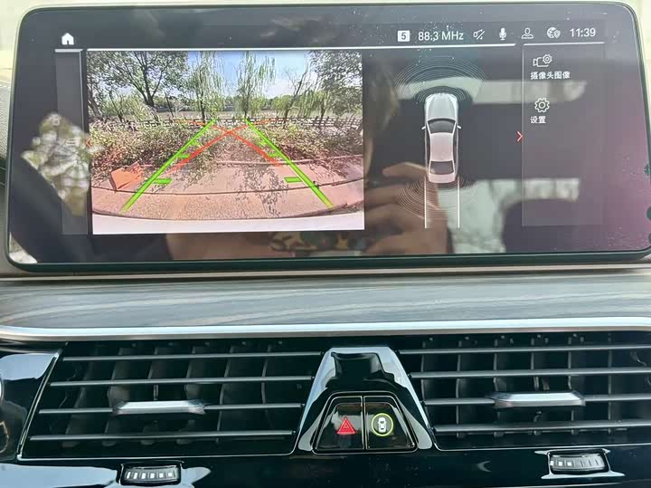 Фото 18 - BMW 5 Series