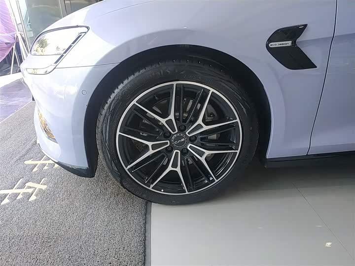 Фото 23 - BYD Seal