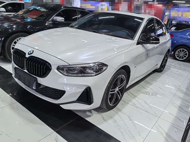 Фото 1 - BMW 1 Series