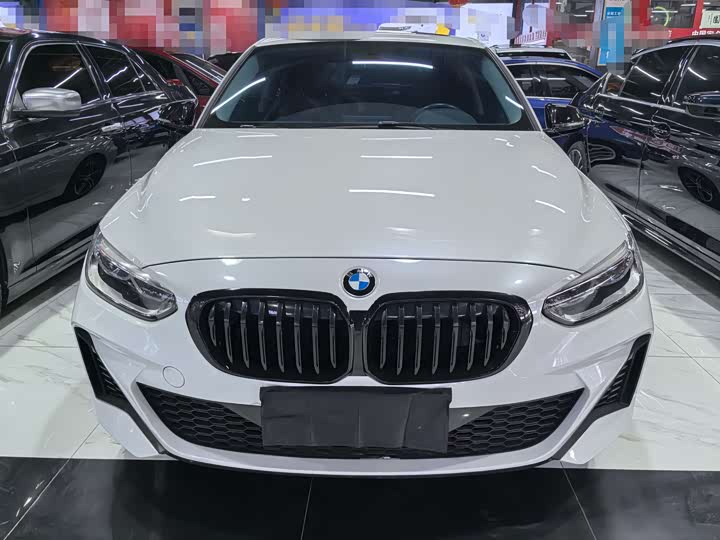 Фото 2 - BMW 1 Series