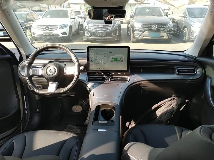 Фото 10 - Smart #1