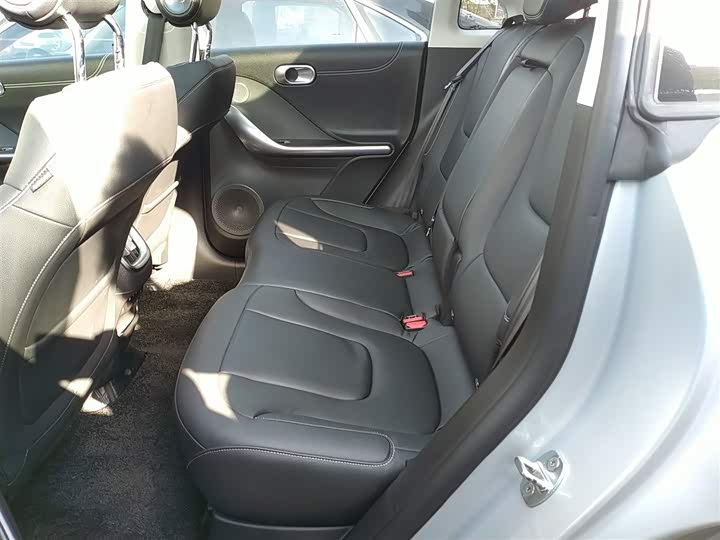 Фото 17 - Smart #1