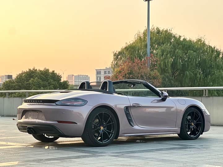 Фото 6 - Porsche 718