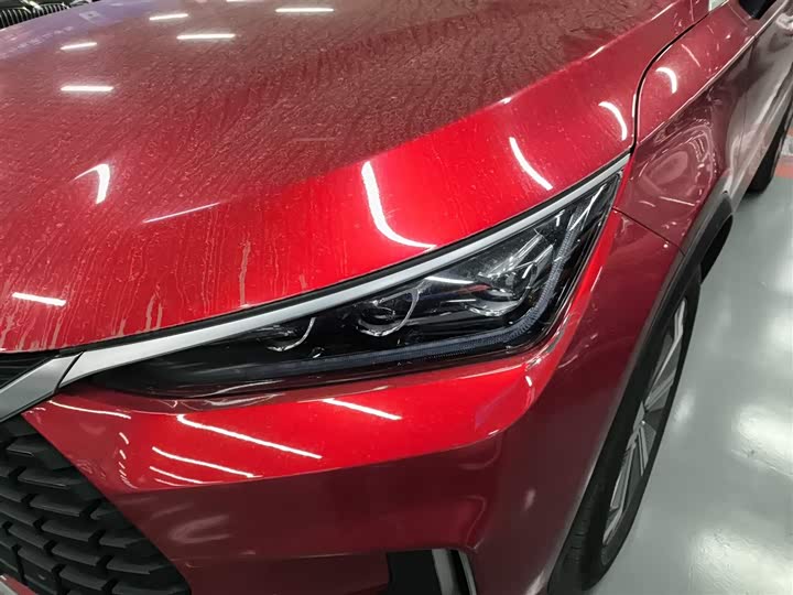 Фото 24 - BYD Tang Hybrid/EV