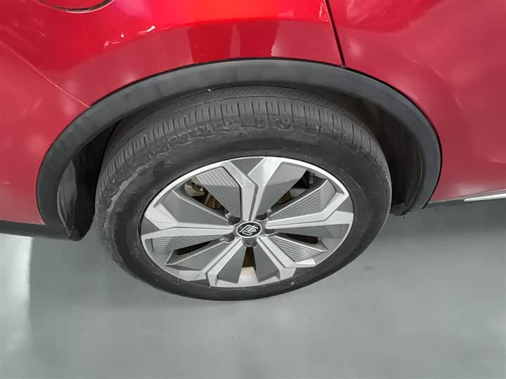 Фото 26 - BYD Tang Hybrid/EV