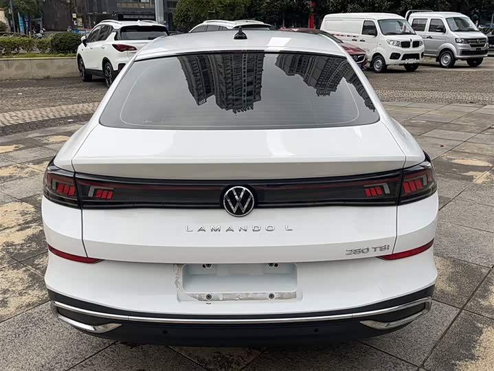 Фото 14 - Volkswagen Lamando L
