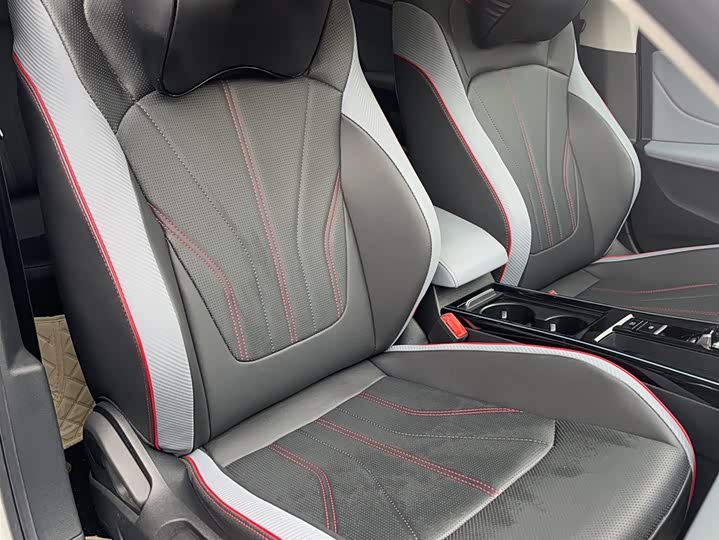 Фото 3 - Volkswagen Lamando L