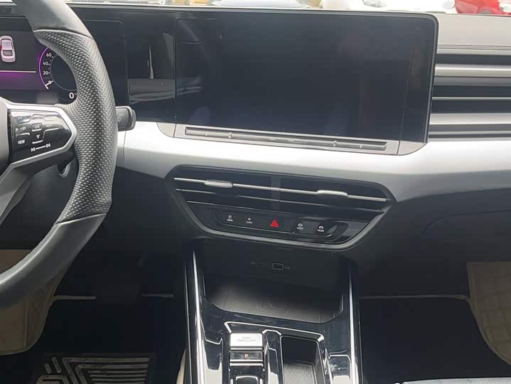 Фото 7 - Volkswagen Lamando L