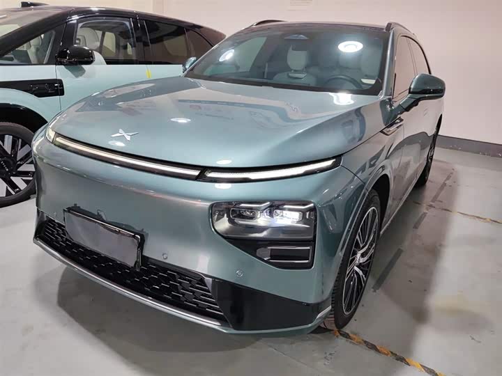 Фото 2 - XPeng G9