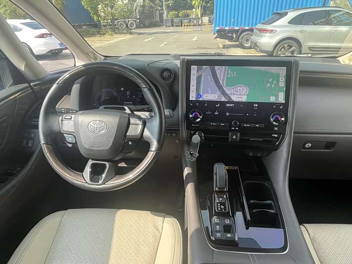 Фото 12 - Toyota Alphard