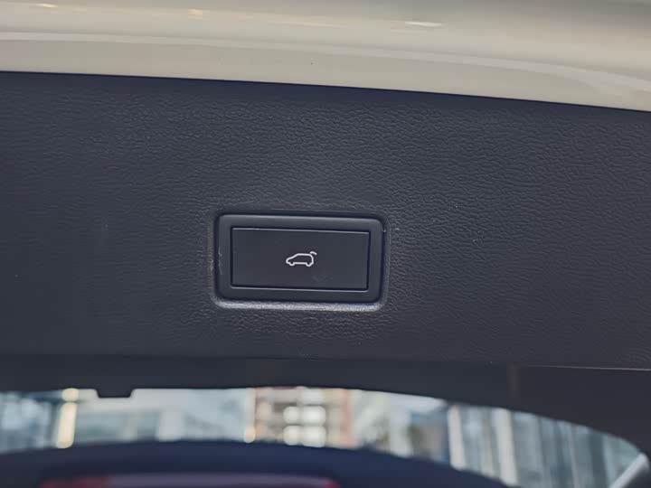 Фото 14 - Volkswagen T-Roc