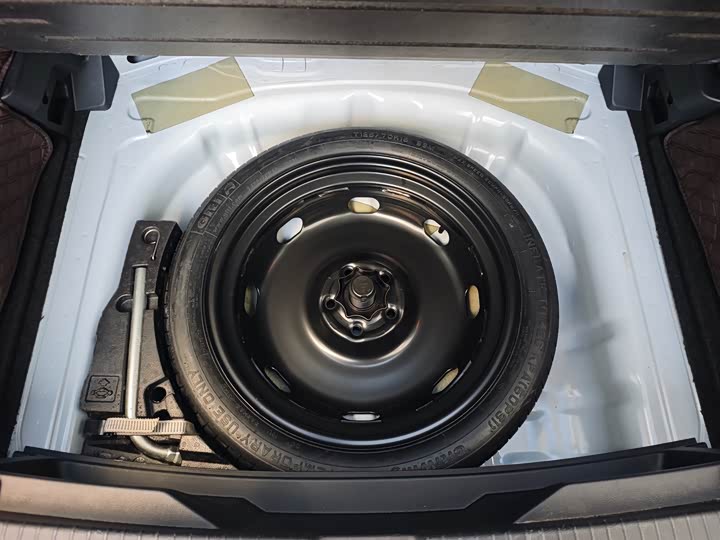 Фото 19 - Volkswagen T-Roc