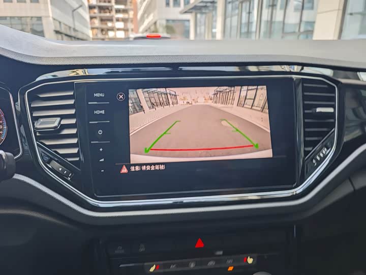 Фото 6 - Volkswagen T-Roc