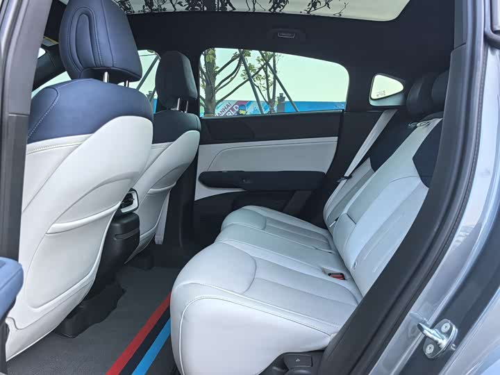 Фото 10 - XPeng G6