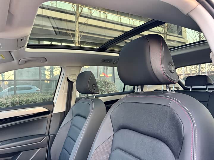 Фото 10 - Volkswagen Tayron