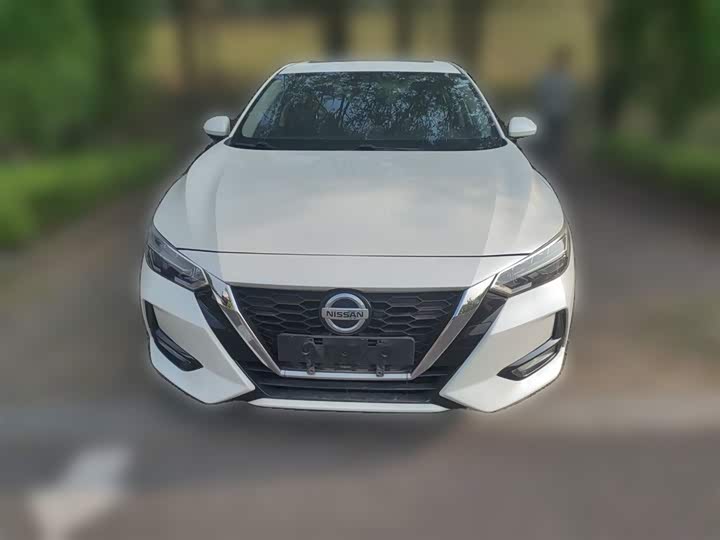 Фото 3 - Nissan Sylphy