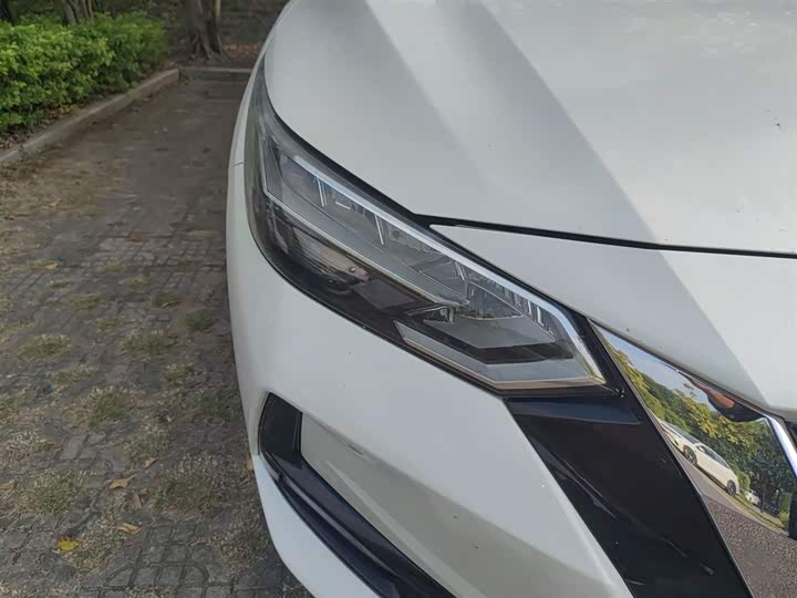 Фото 8 - Nissan Sylphy