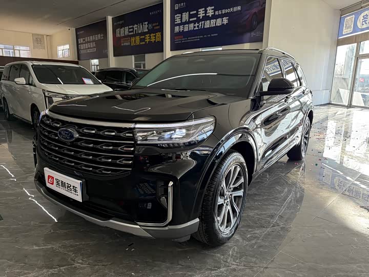 Фото 1 - Ford Explorer