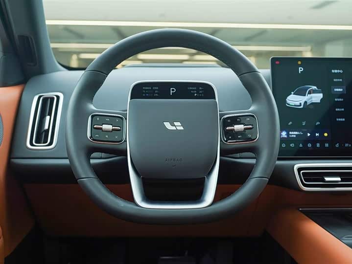 Фото 17 - LiXiang L6