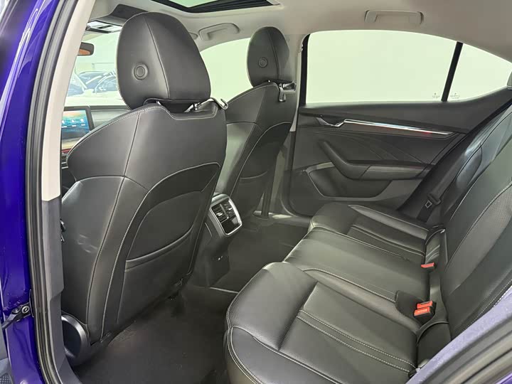 Фото 15 - Skoda Octavia Pro