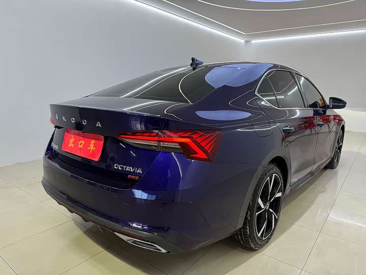 Фото 4 - Skoda Octavia Pro