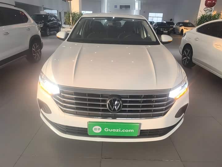 Фото 3 - Volkswagen Lavida