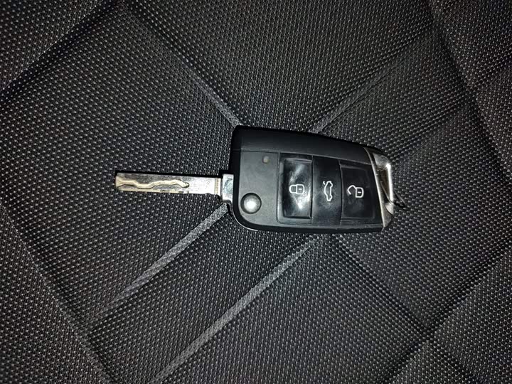 Фото 9 - Volkswagen Lavida