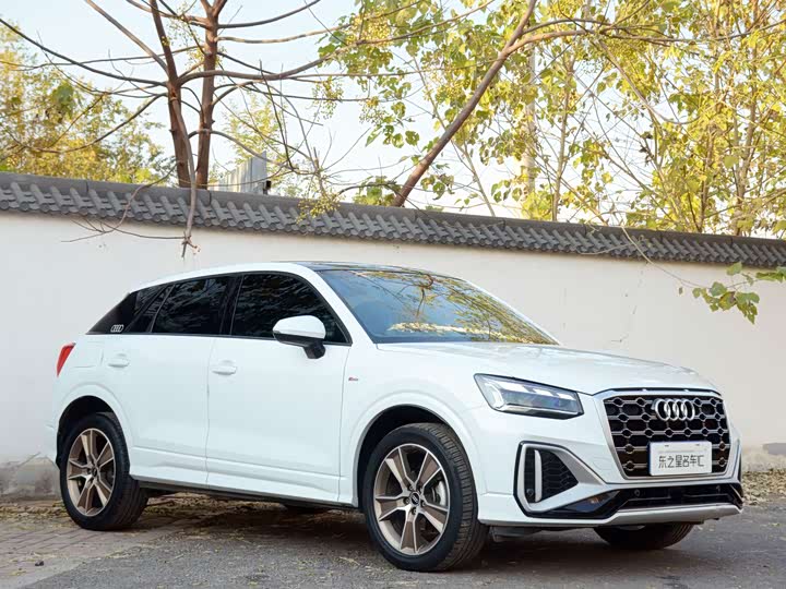 Фото 3 - Audi Q2L