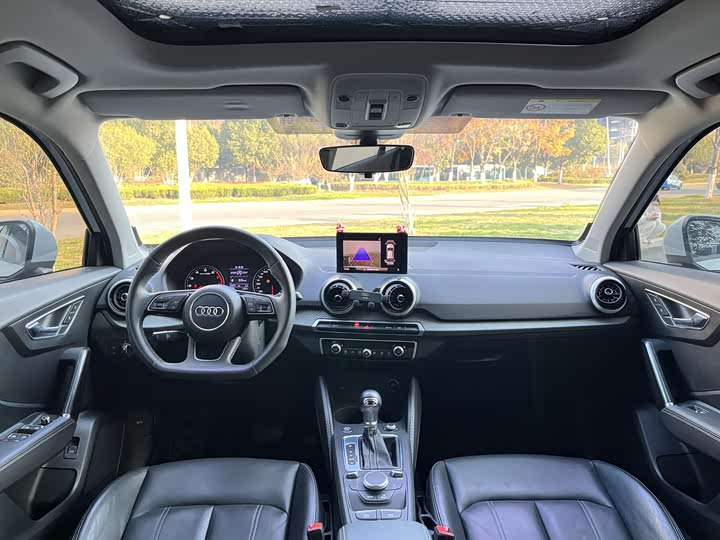 Фото 4 - Audi Q2L