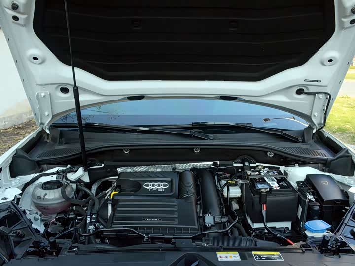 Фото 8 - Audi Q2L